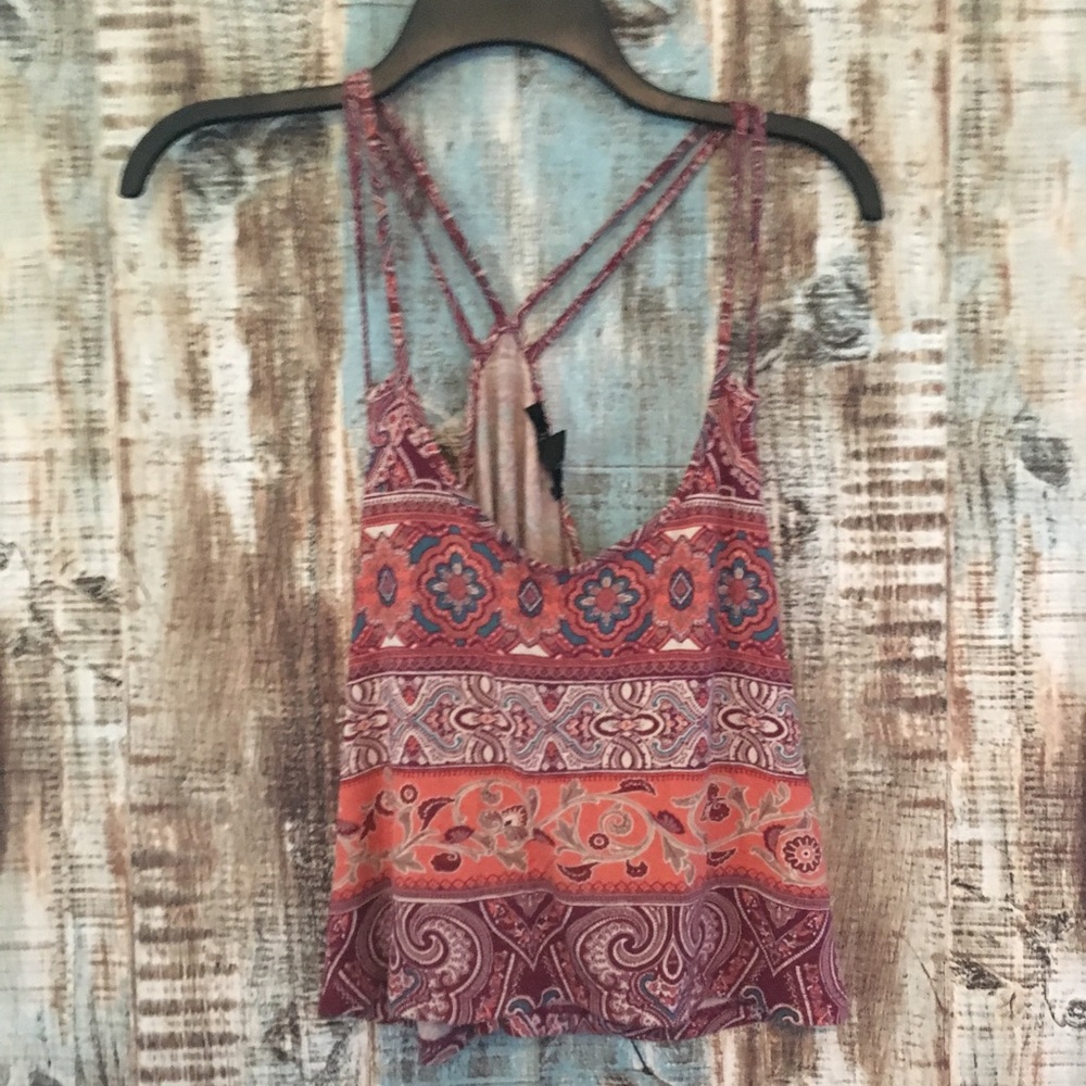 Tank tops - Picture 3 of 8